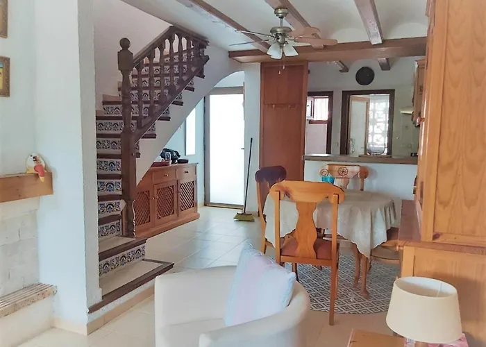 Adosado Cómodo En Zona Tranquila - Es-373-55 * Dénia