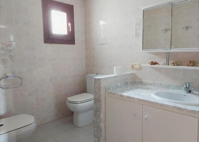 Adosado Cómodo En Zona Tranquila - Es-373-55 Casa de Férias